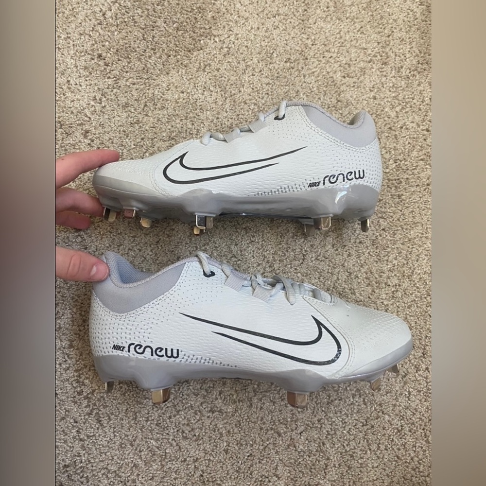 Nike Hyperdiamond 4 Pro Women's Softball Cleats CZ5920-004 Size 7.5 New!